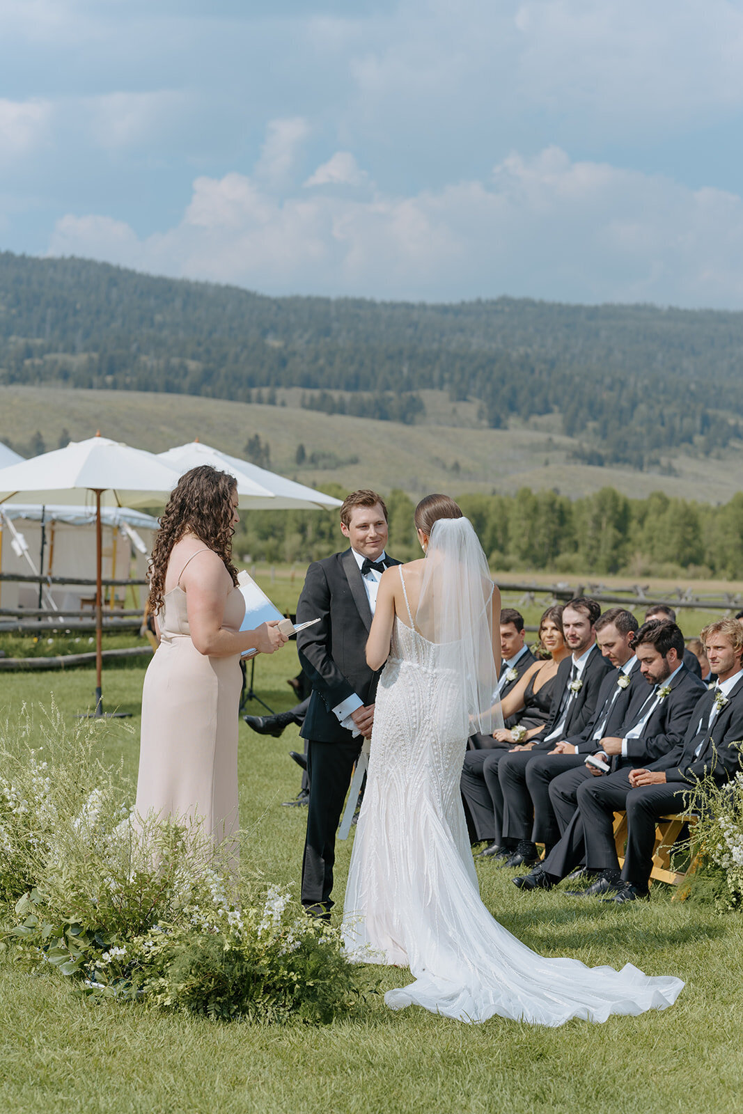 maggie-and-kinsly-diamond-cross-ranch-wedding-315