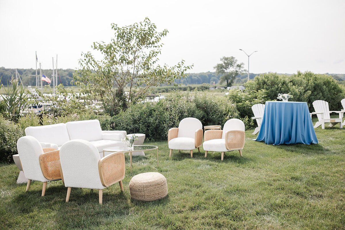 wedding-lounge-seating-jen-strunk-events