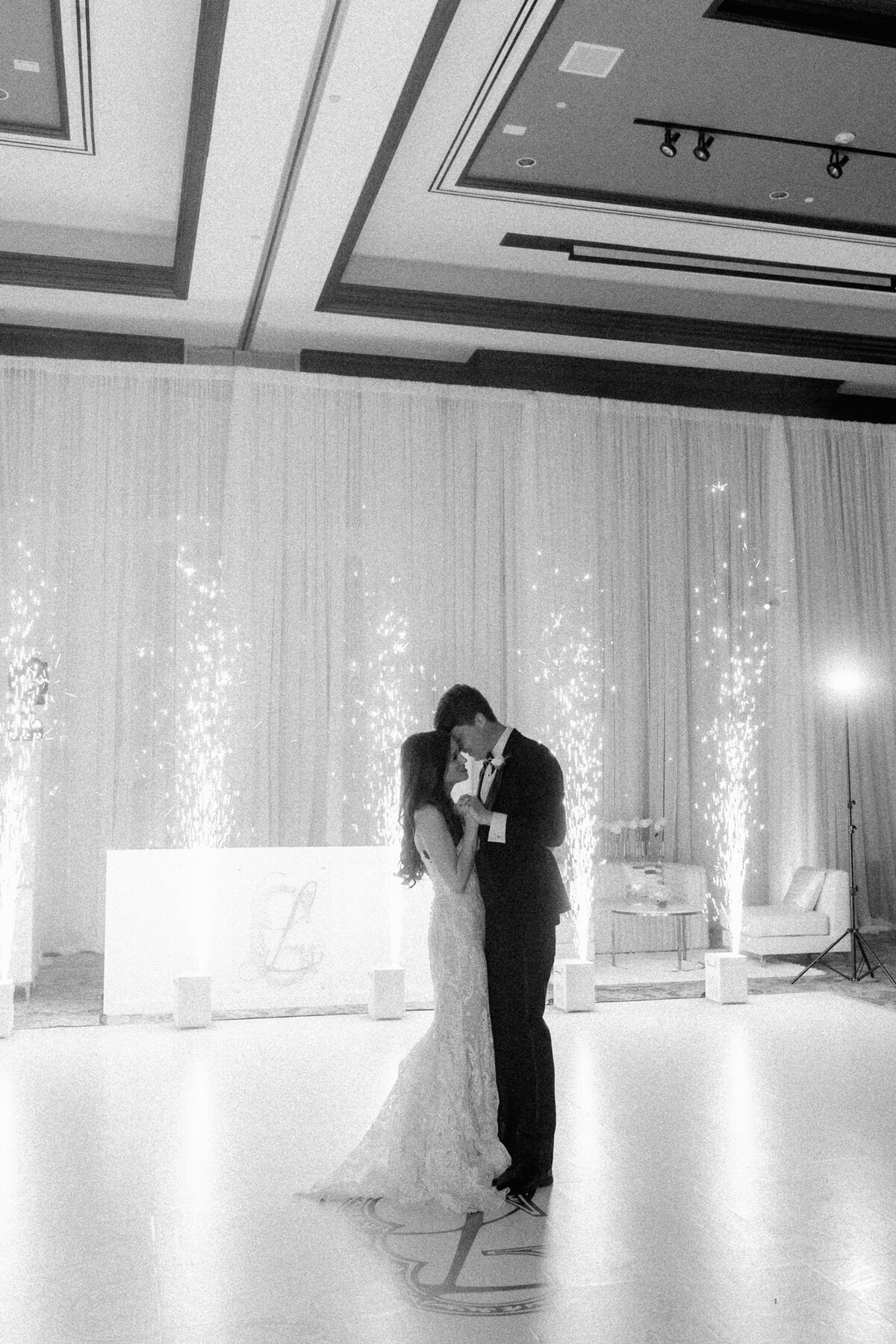 Ross Bridge Resort Wedding Photographer-52