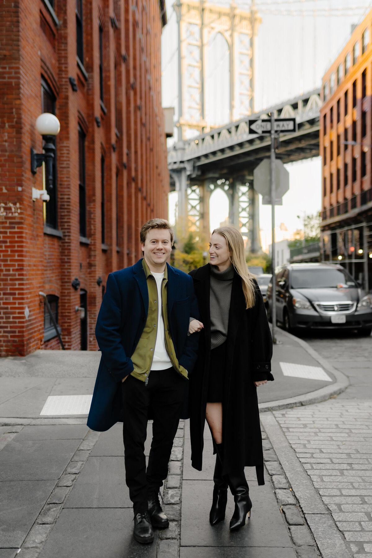 Brooklyn Bridge Engagement Photos 13