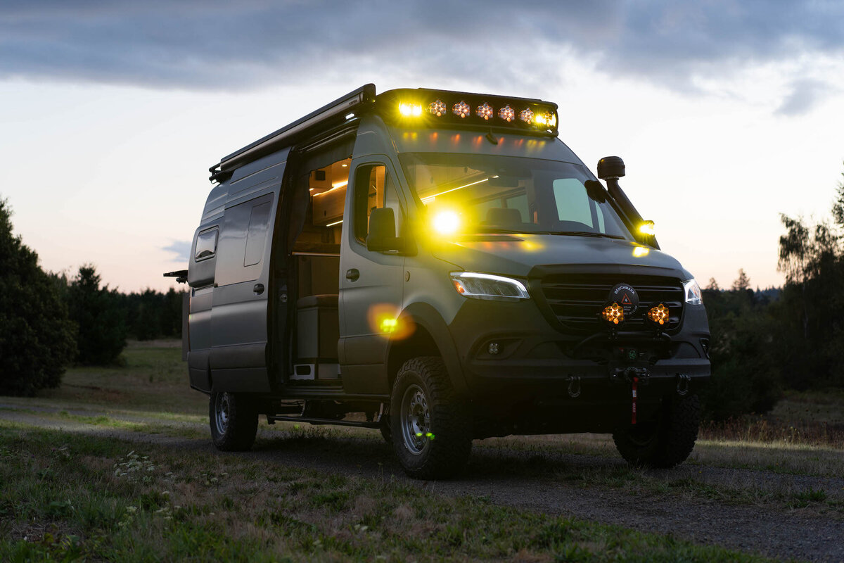 1_Jack_BenchmarkVehicles23