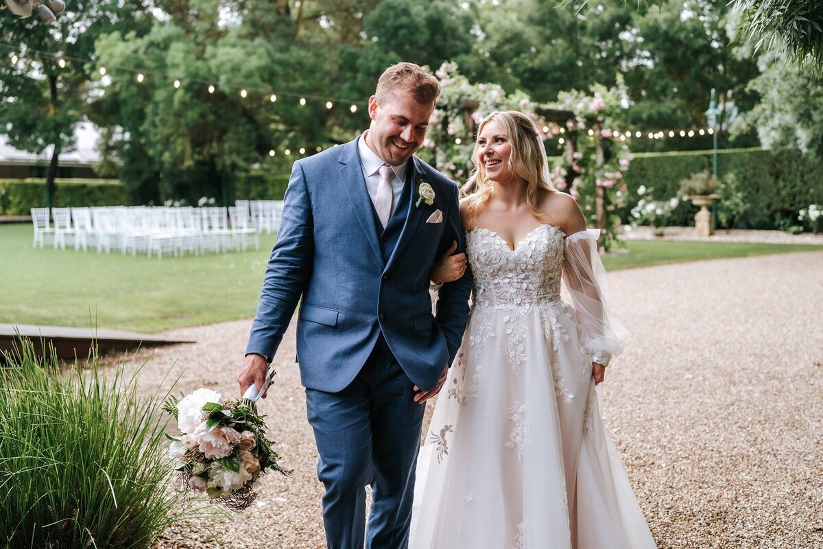 Elope-styled-micro-wedding-melbourne-elopement-flowerdale-estate-marriage47