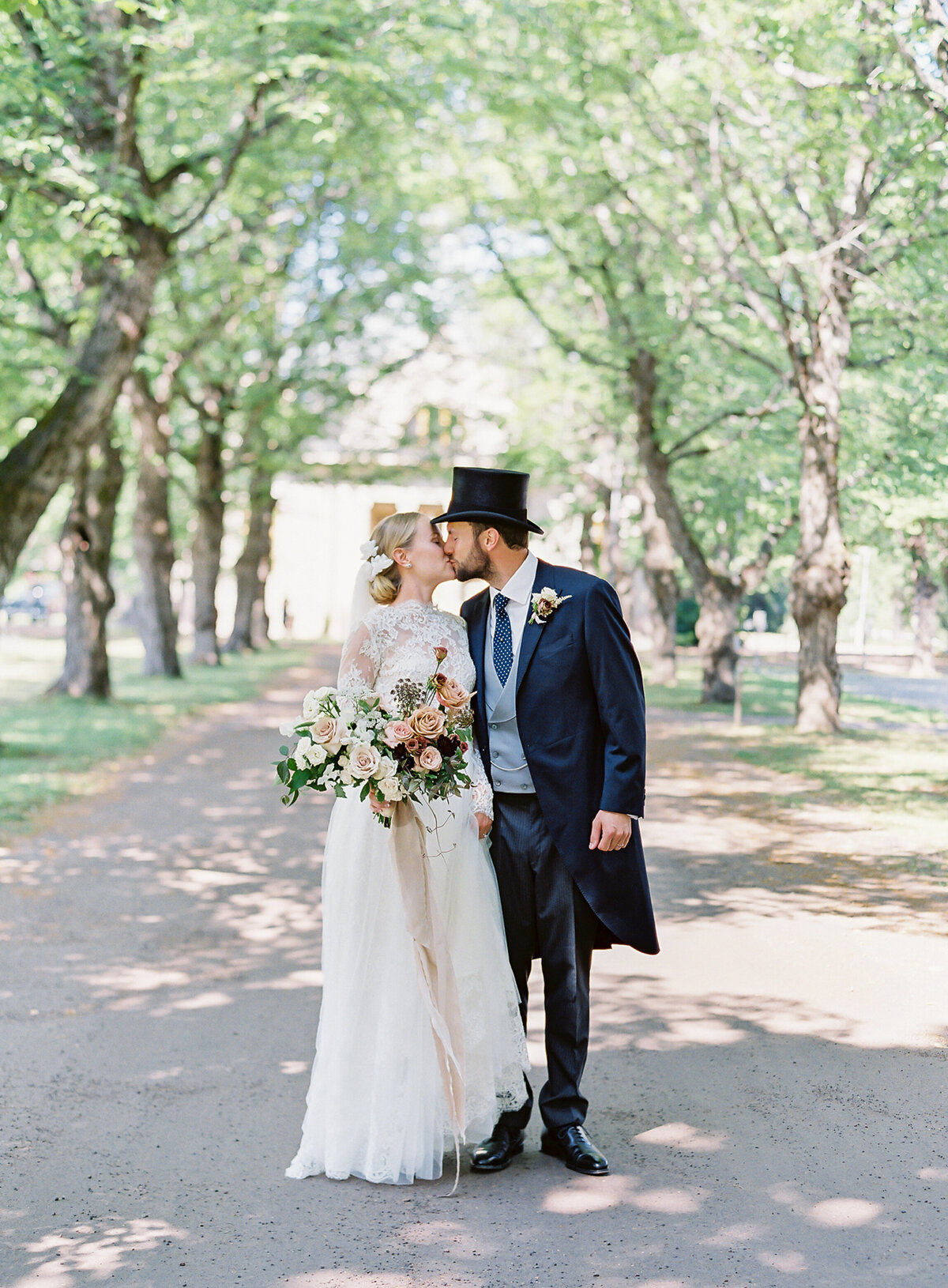 Vicki_Grafton_Photography-Finland_Wedding-Destination Luxury Fine Art Film Photographer Bride Martha Stewart42