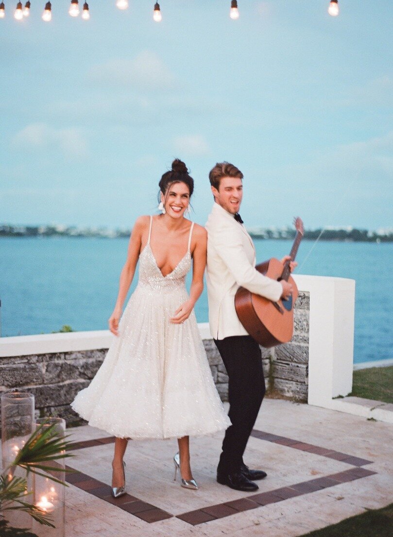 Style-Me-Pretty-Island-Dinner-Party-Dasfete-26