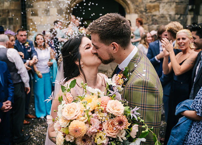 Married kiss 250
