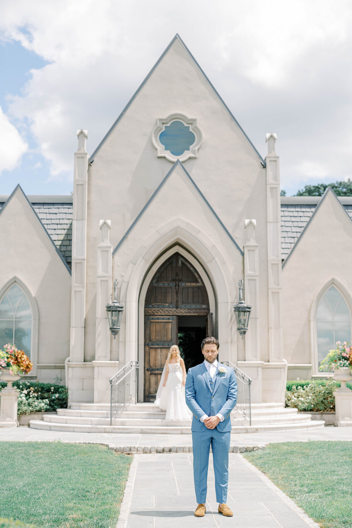 Caitlyn_and_Joe_Sneak_MTA-77