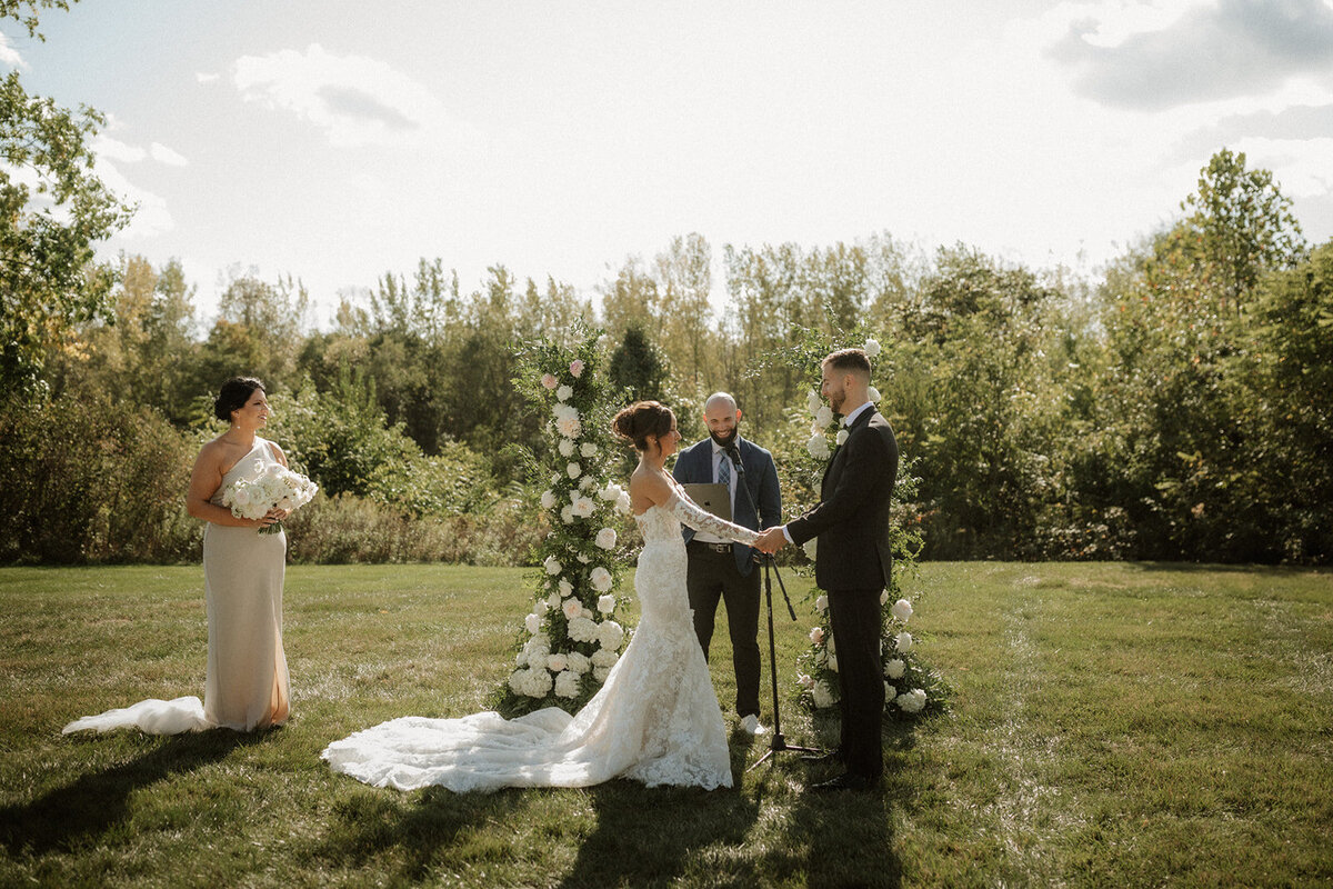 mustard seed gardens indy indianapolis noblesville indiana wedding photographer bellagio florals something blue stylists-43