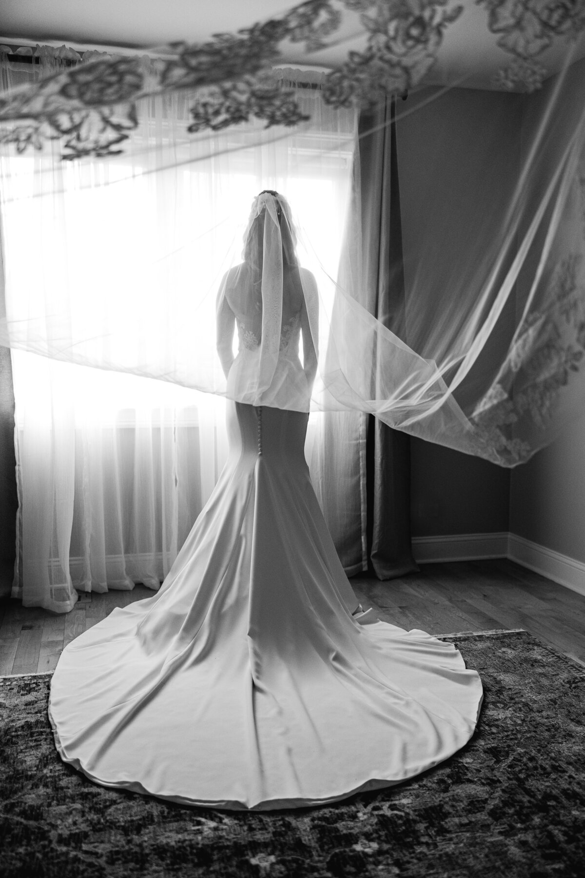 Daniela Cardili Photography Chicago Illinois Wedding Engagement Photographer Timeline Luxury Classic  Destination Worldwide Traveling Travel2A5098