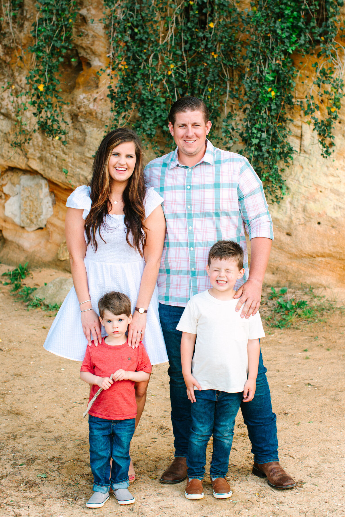Yorktown family photos with children
