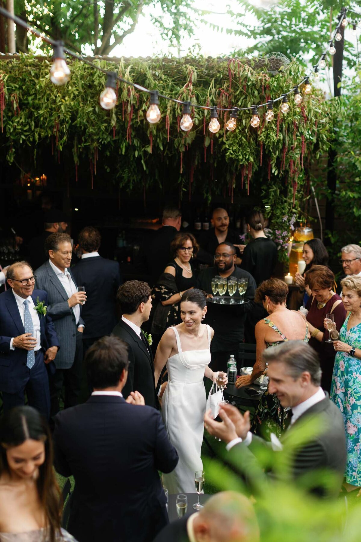 brooklyn-restaurant-wedding-on-film-03