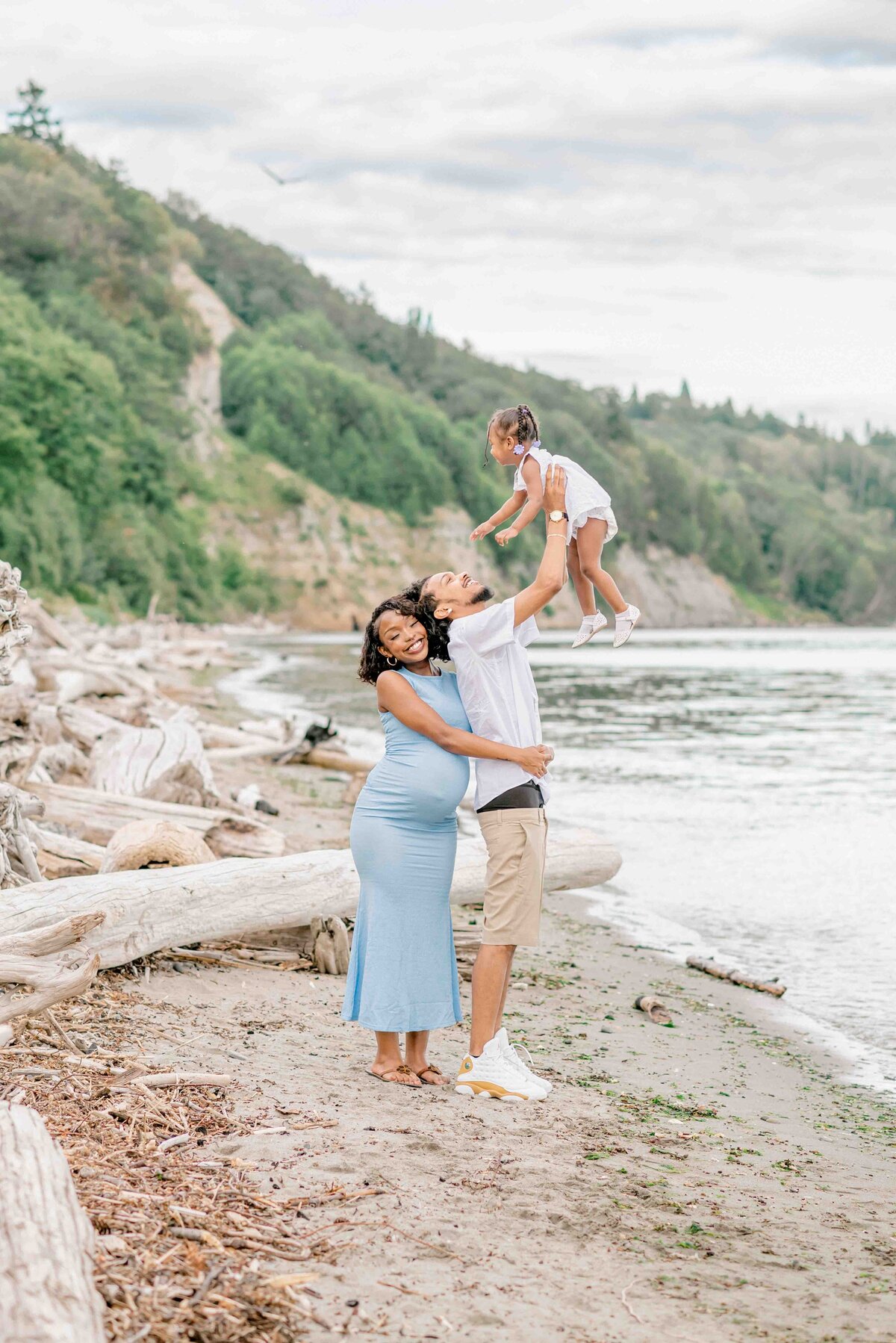 Maternity Photoshoot at Discovery Park-7916