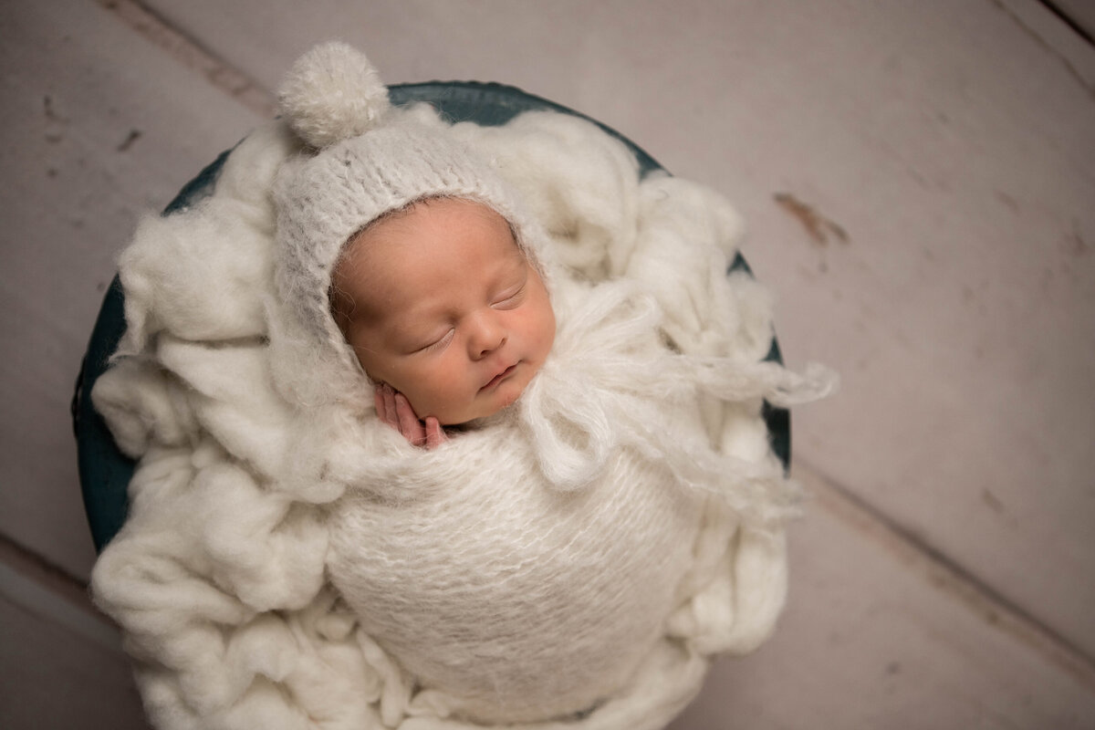 Charlotte Neutral Newborn Photos