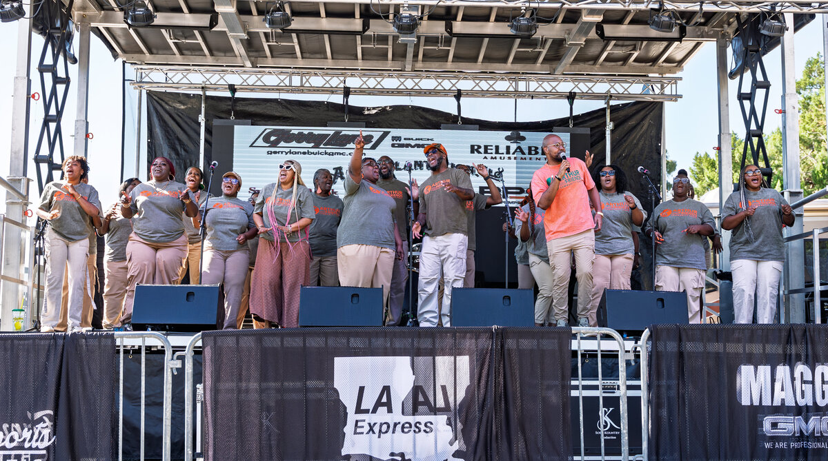 Arthur and Friends Community Choir-3