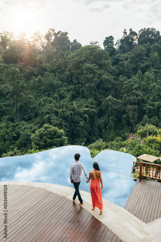 AdobeStock_553698129_Preview