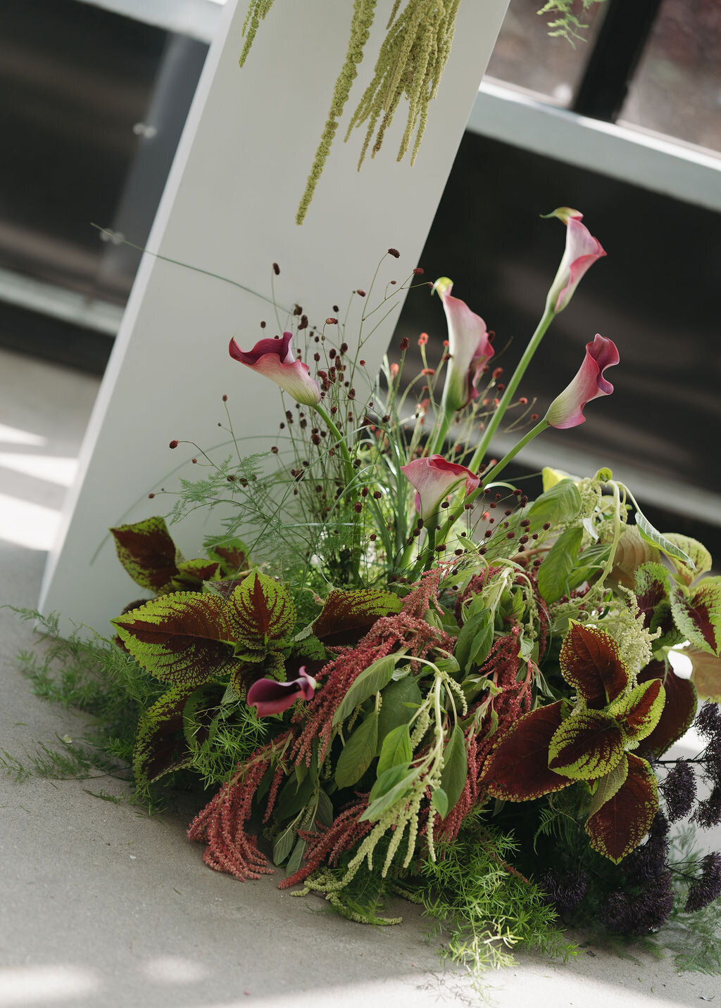 meagan-hilss-events-modern-wedding-details