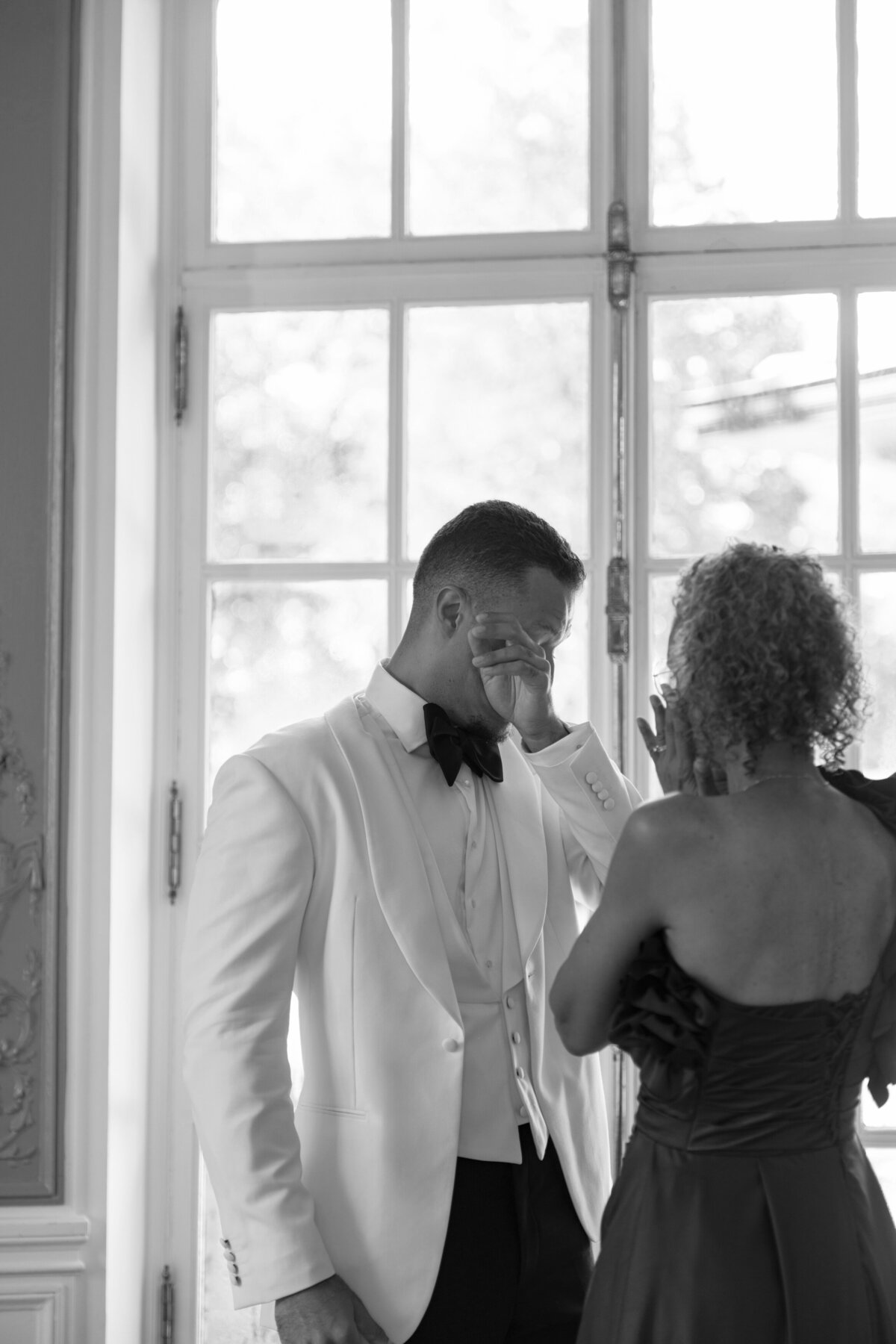 Berlez-Chicago-Wedding-Photographer-samantha-li-bridal-Eve-of-Milady-Armour-House-Editorial-28