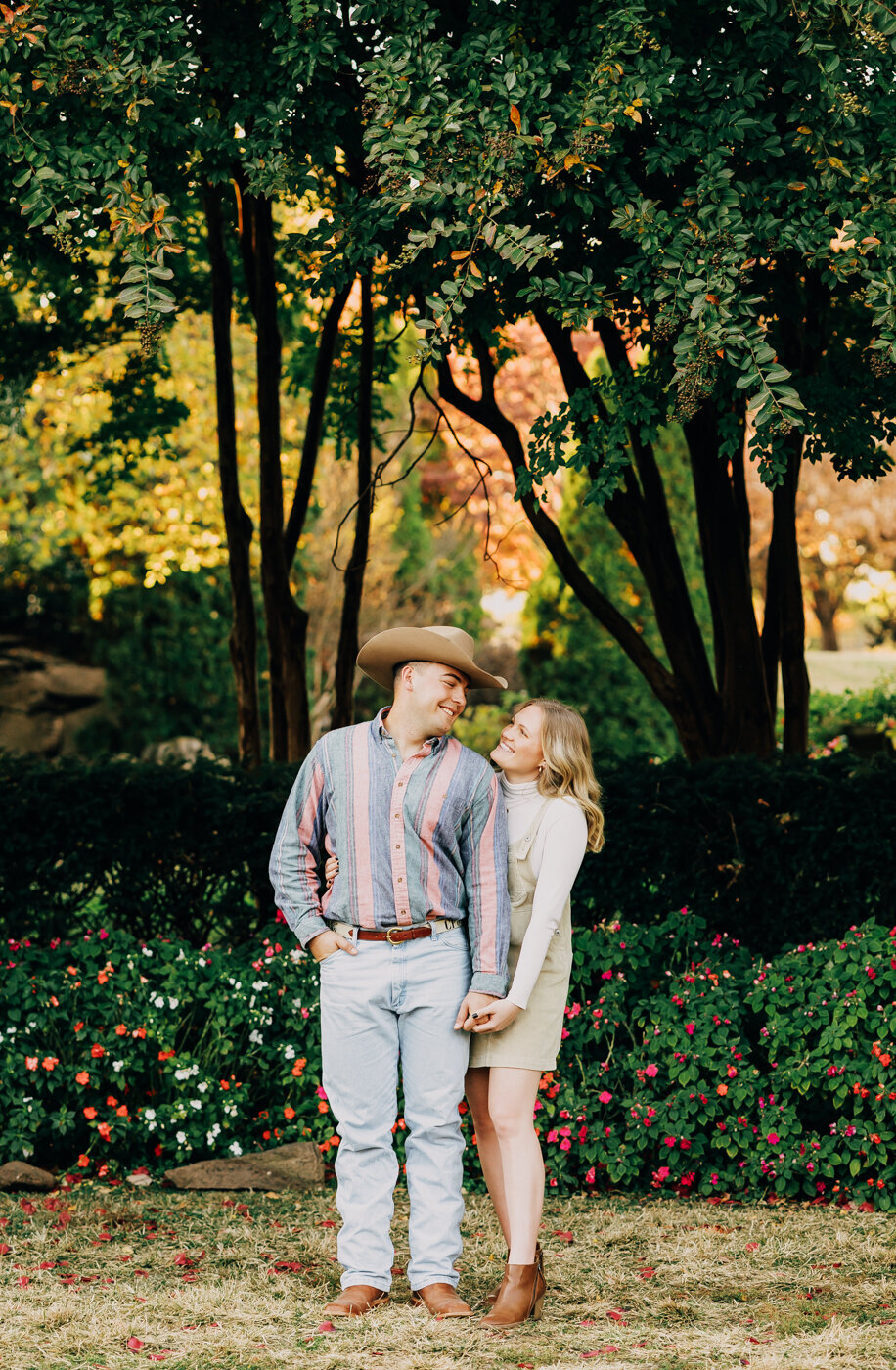 Centennial Park Engagement Session 34
