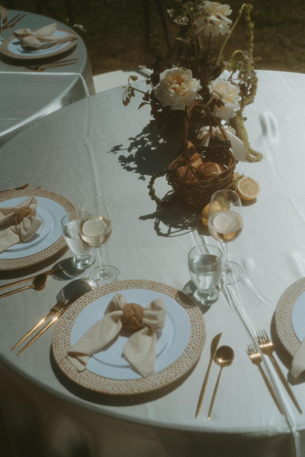 Lakeside_StyledShoot-95