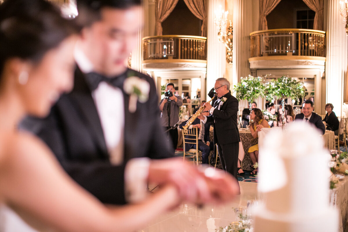 Biltmore Hotel Los Angeles Wedding. Photographer Samuel Lippke Studios081