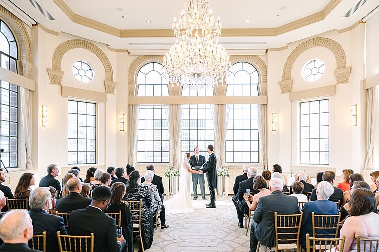Warwick-hotel-Allerton-Chicago-wedding-photographer_0023