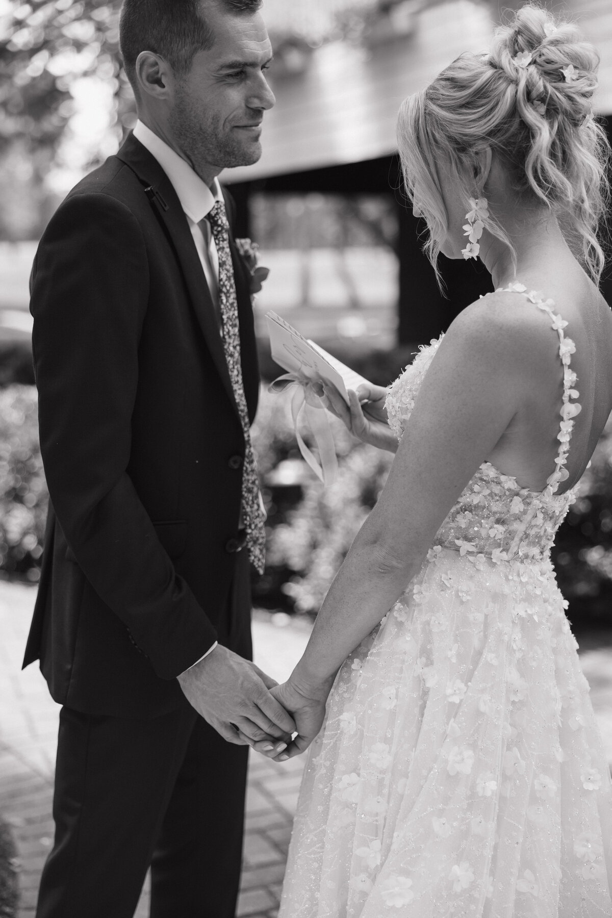 Indianapolis candid wedding photography ceremony moment