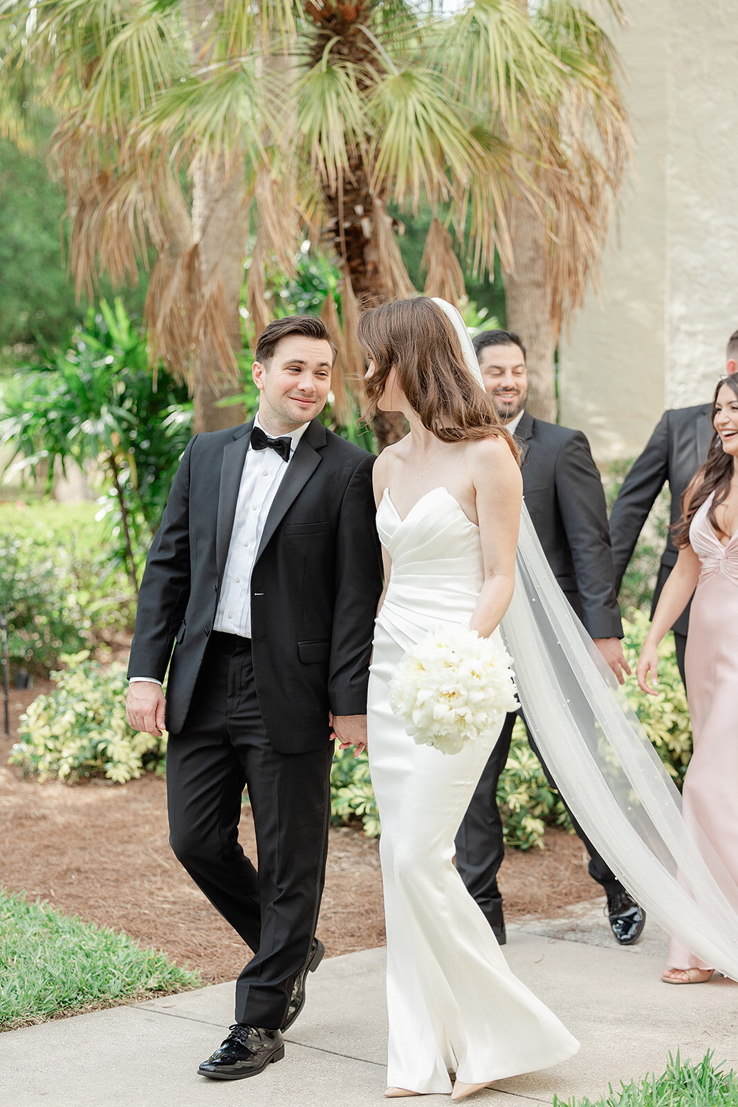 rollins college wedding venue by light and airy photographer jennifer holly photography 0279