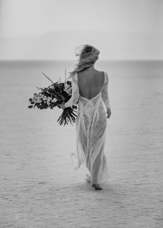180830_Jenn&BenBridals_BonnevilleSaltFlatsUtah_AnjaJensenPhotography_001-028-2