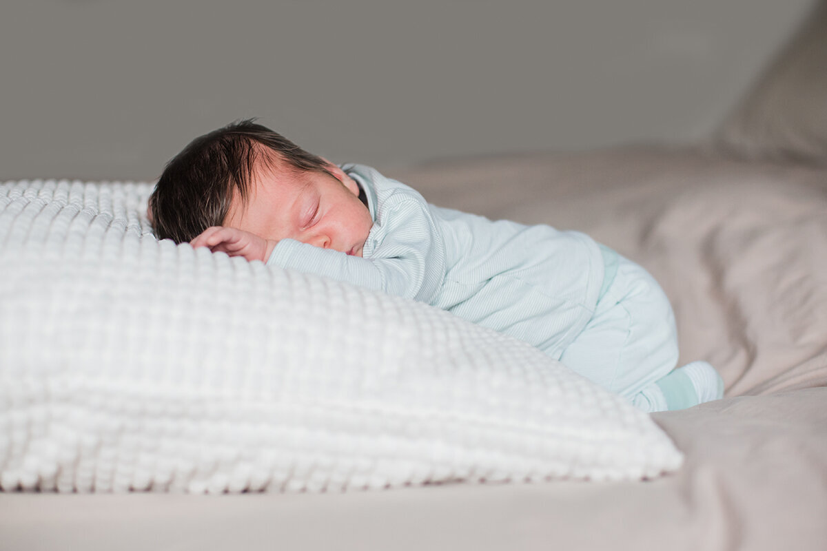 babyshoot kussen fotograaf hoorn