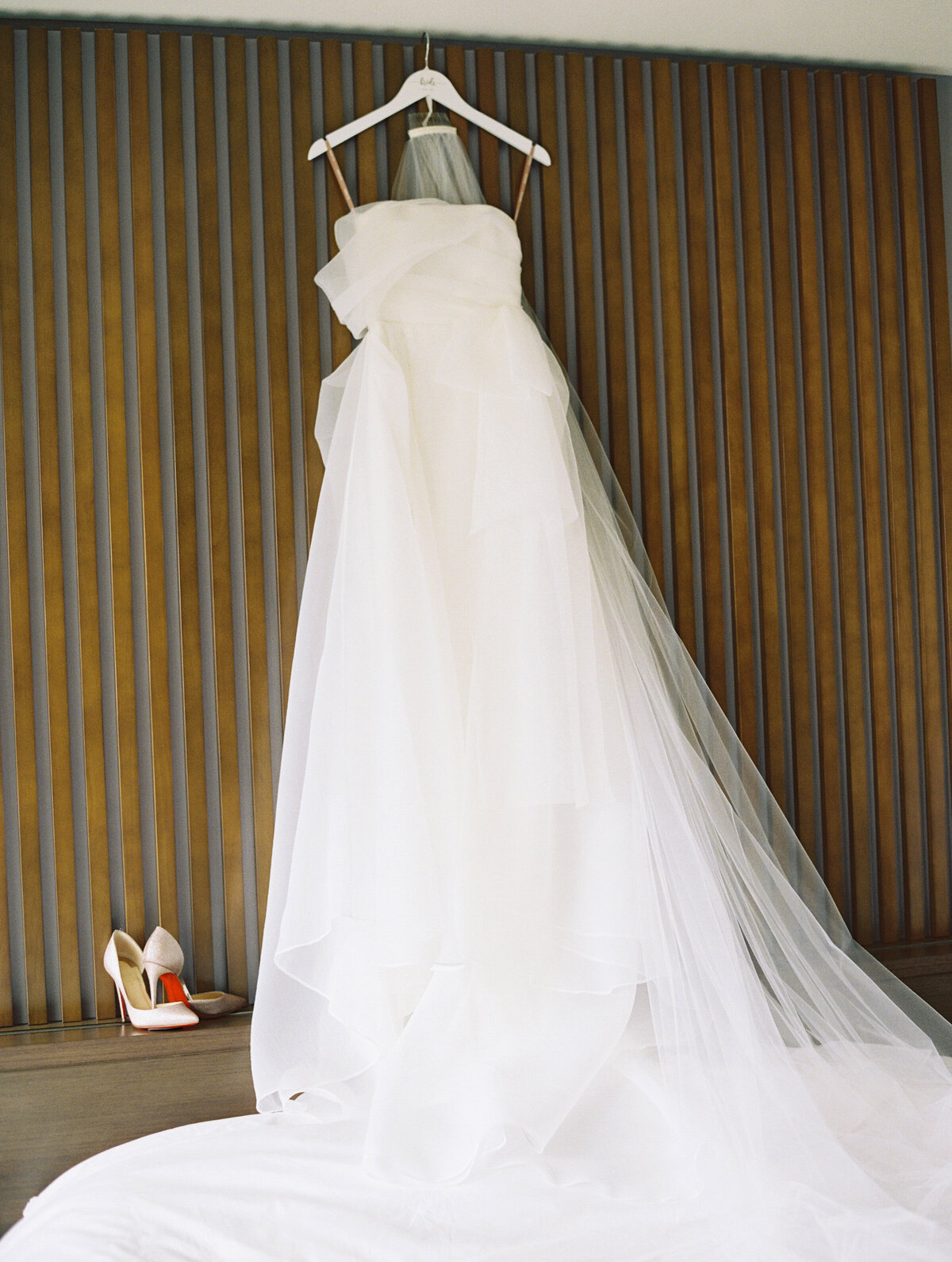 Romantic-Tropical-Ethereal-Luxury-Wedding-Andaz-Maui-Bre-Jane-Photography117