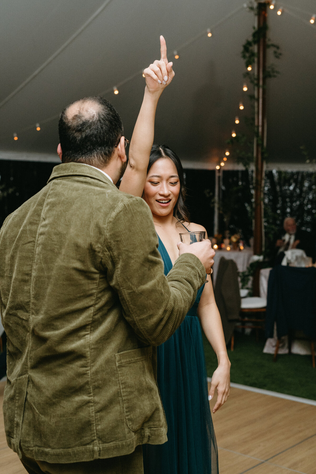 ct-wedding-elegant-tent-guest-dance-fun-dj