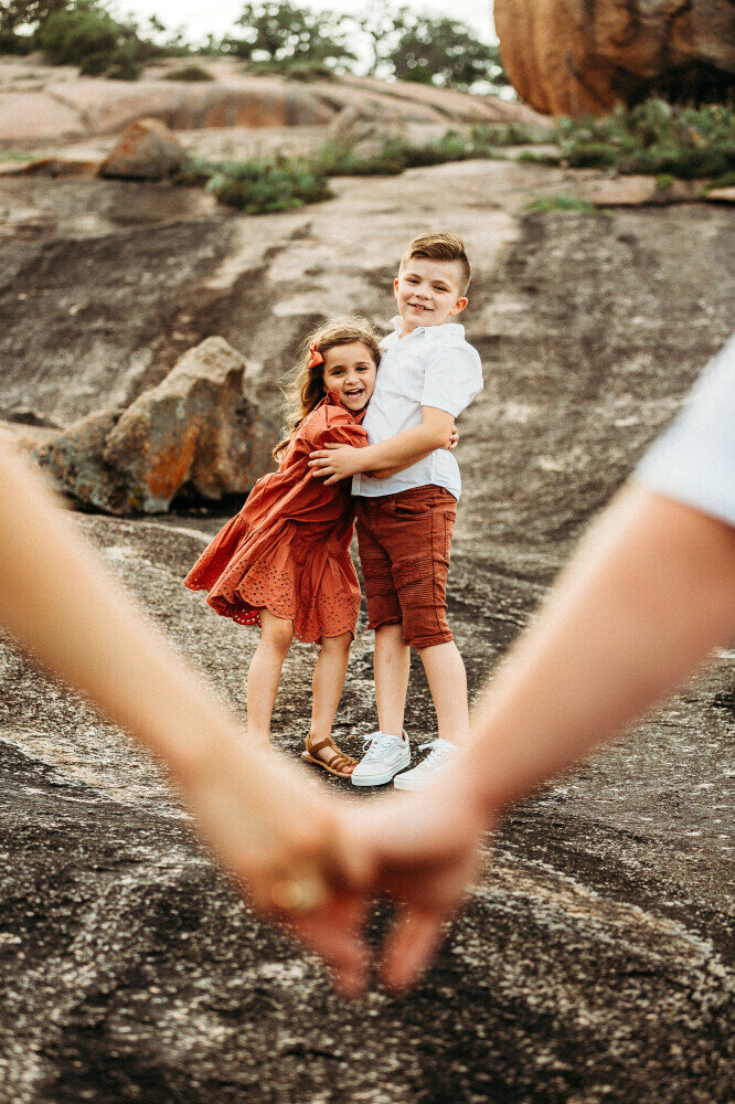 enchanted rock texas family session