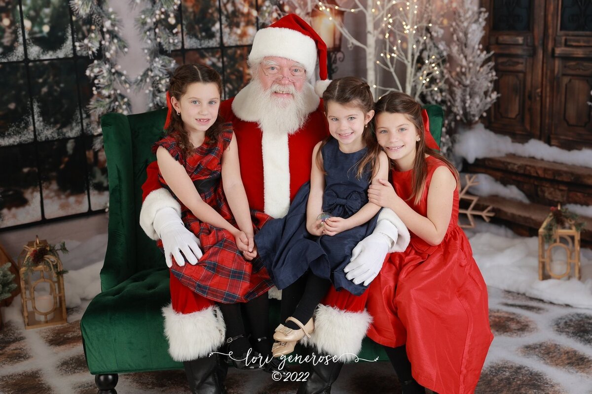 lehigh-valley-photographer-lori-generose-lg-photography-christmas-santa-pictures-wind-gap-pa