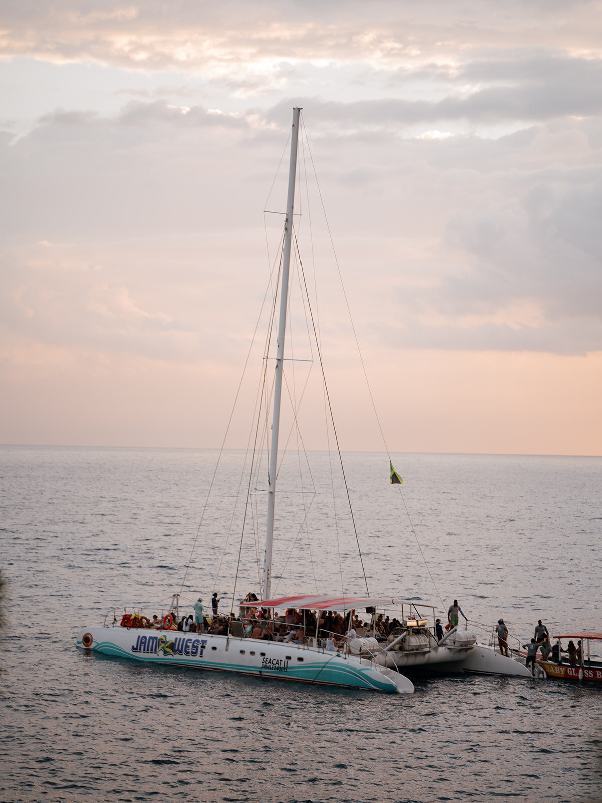 Ocean-Cliff-Hotel-Negril-Jamaica-Wedding-Nia-Shomari-by-Kiyah-C-Photography-207