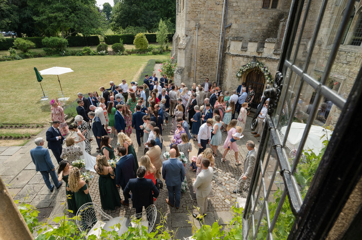 Notley-Abbey-wedding-photography-1075