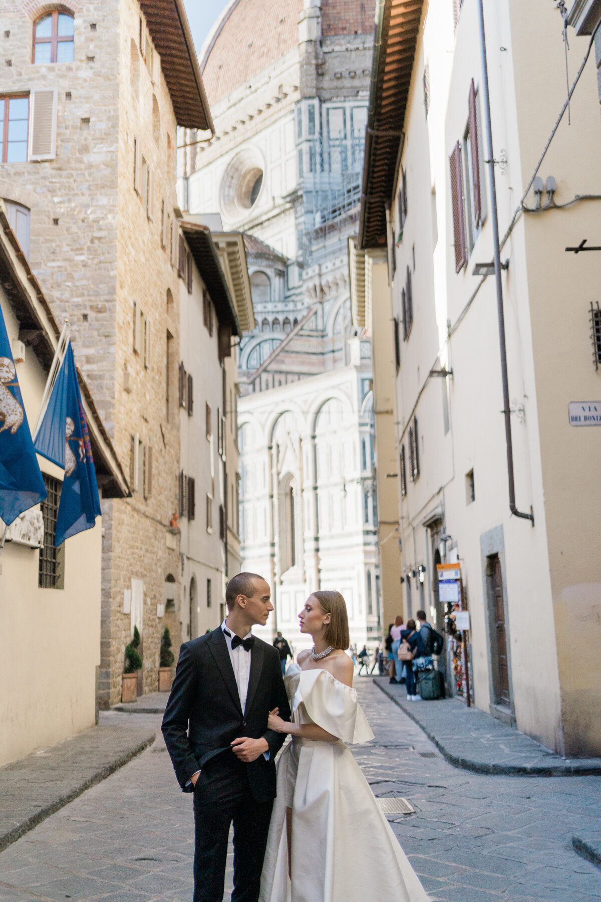 stylish_elopement_Florence_photographer-60