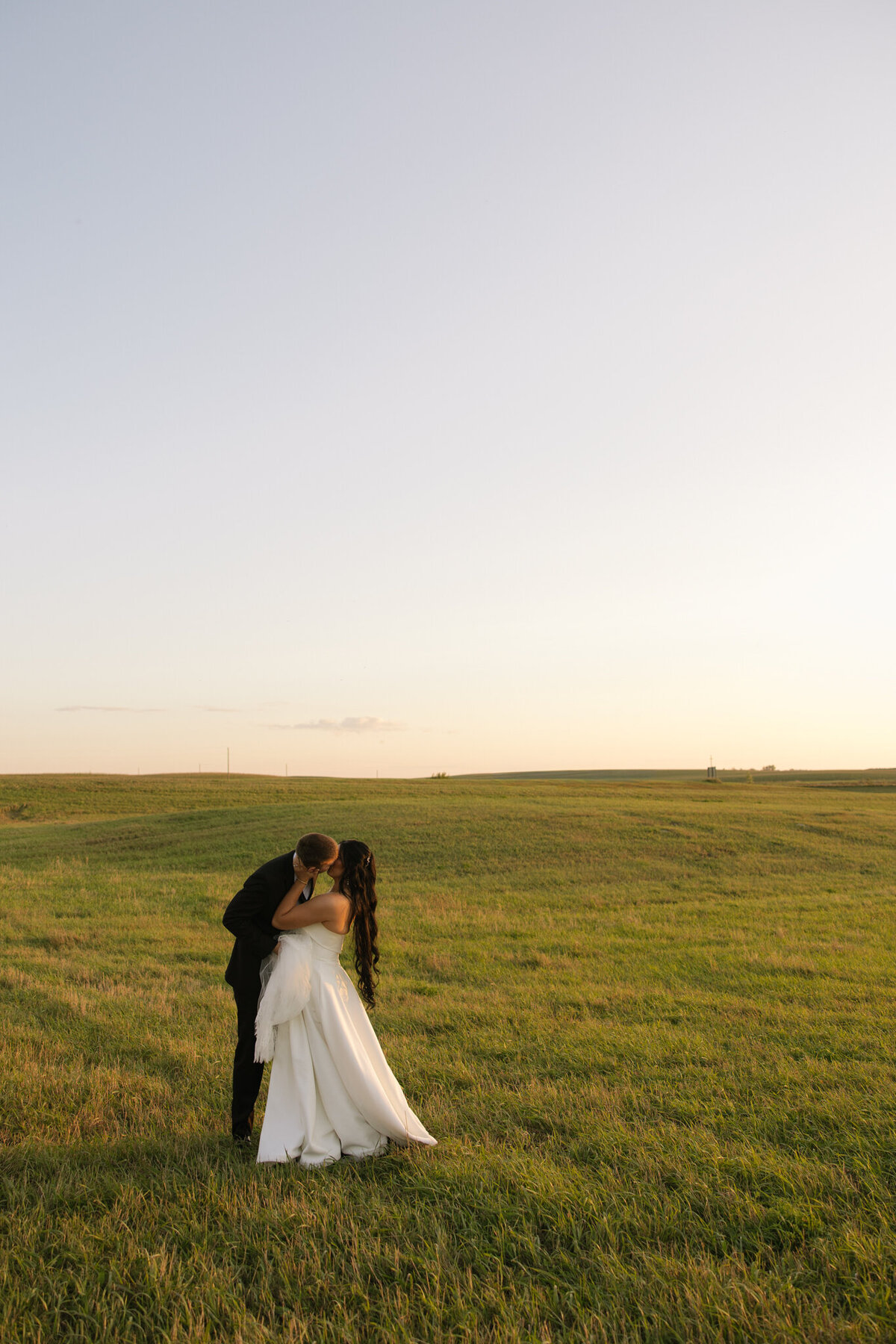 rcc photography, sioux falls wedding photographer, south dakota wedding photographer, luxury wedding photographer-02