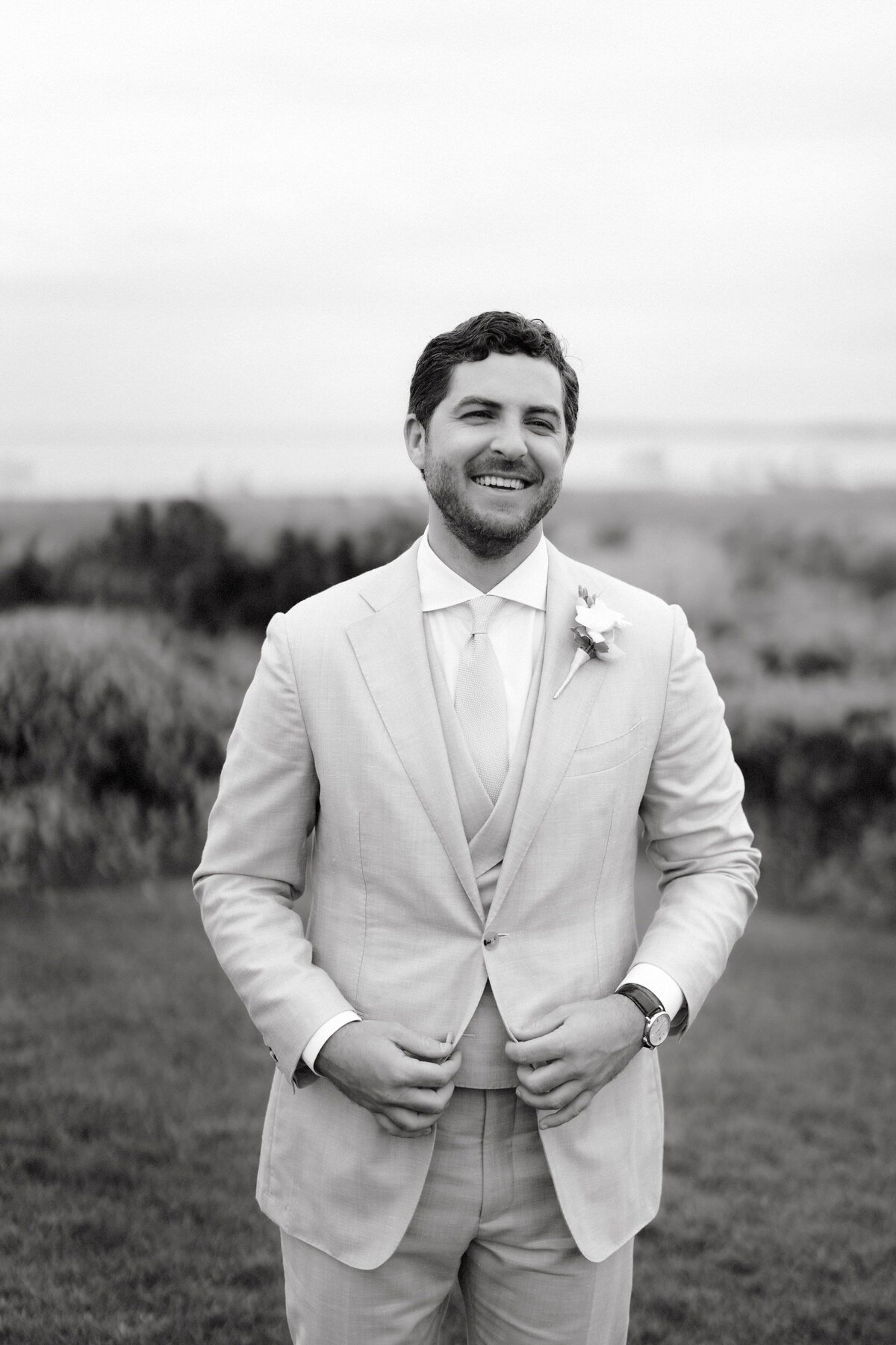 Wauwinet_Nantucket_Wedding_LevKuperman_051