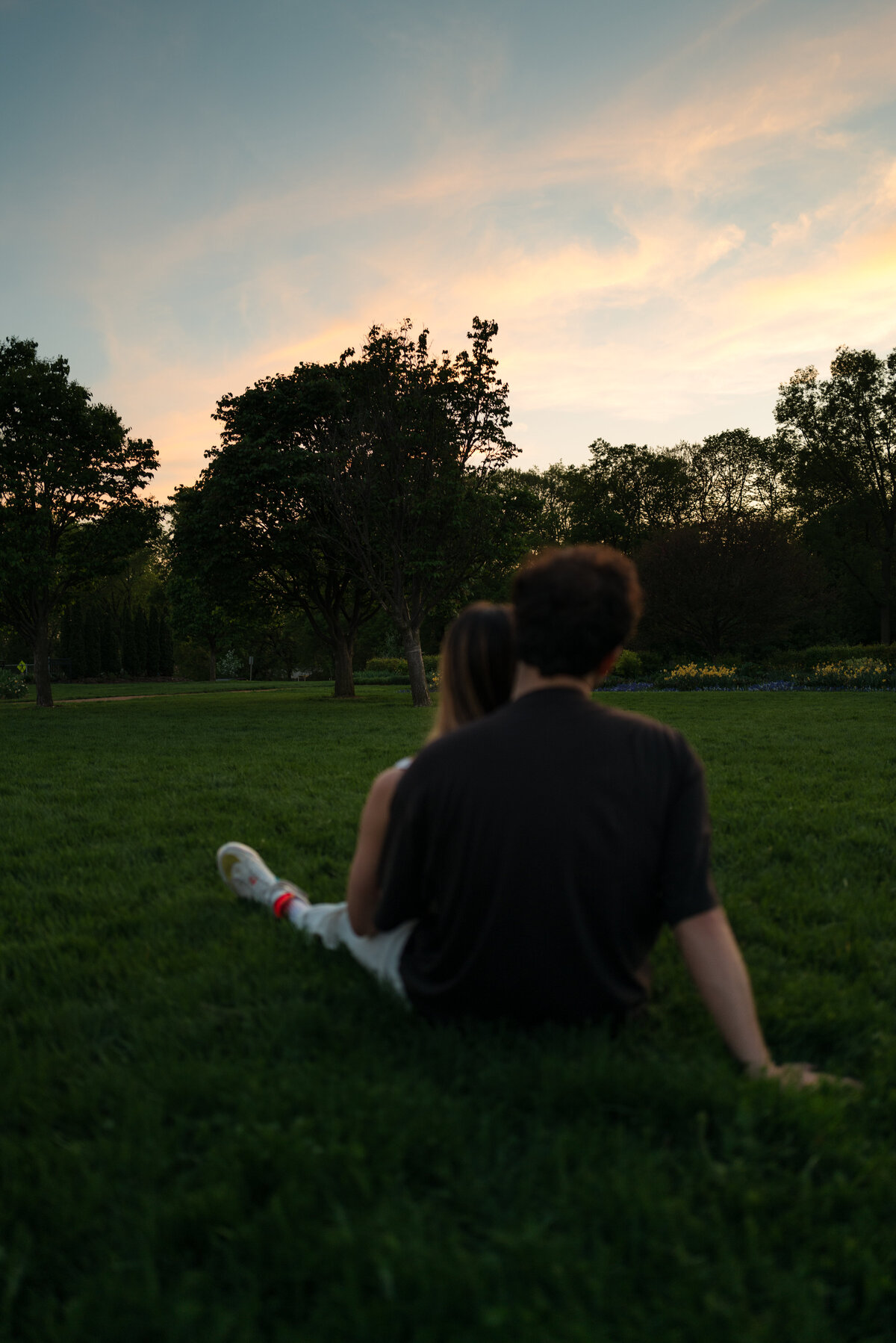 Lyndale-Rose-Garden-engagement-R&K-Will-DeGraw-Clever-Disarray-36