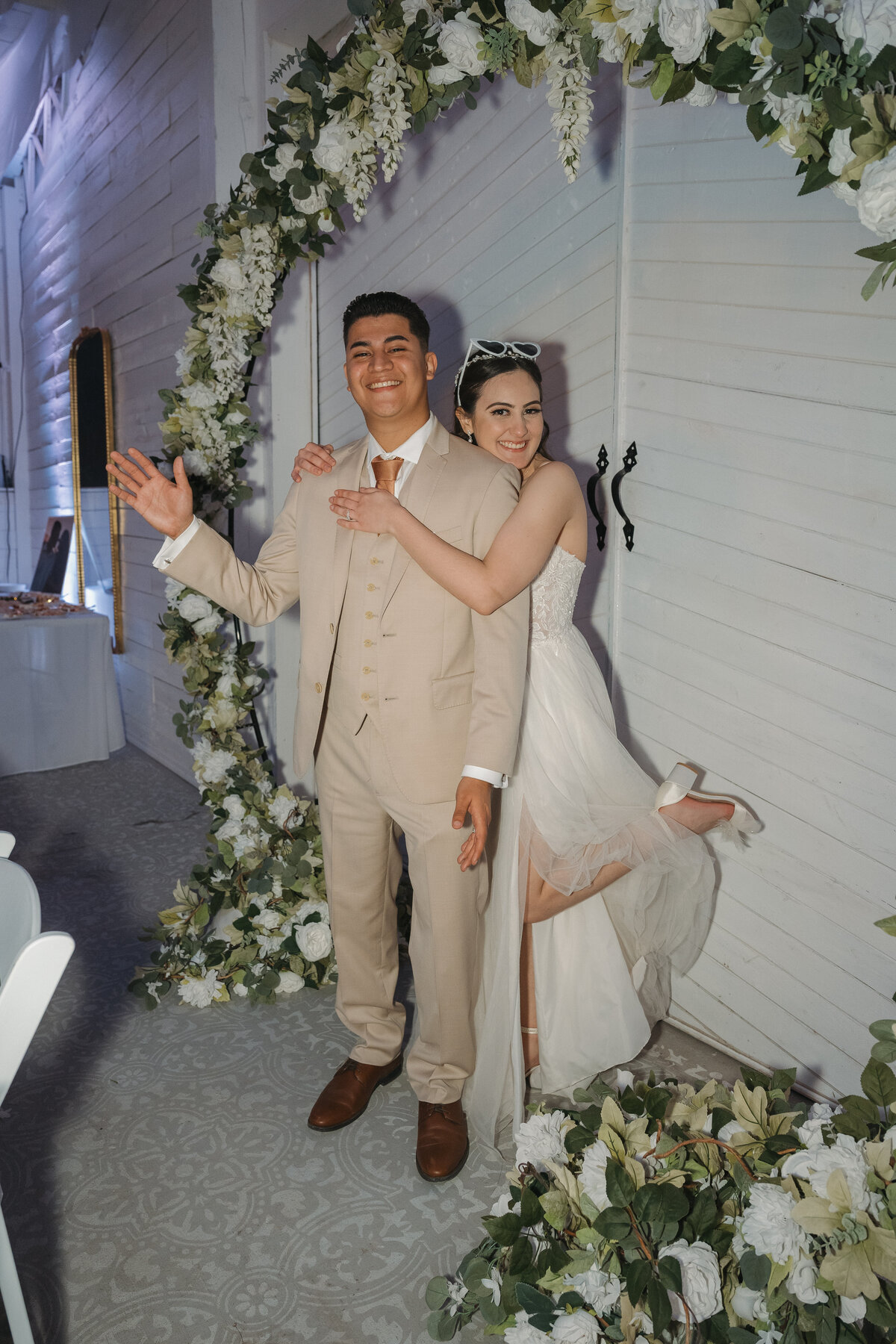 Luis & Vianca Sneak Peeks-56