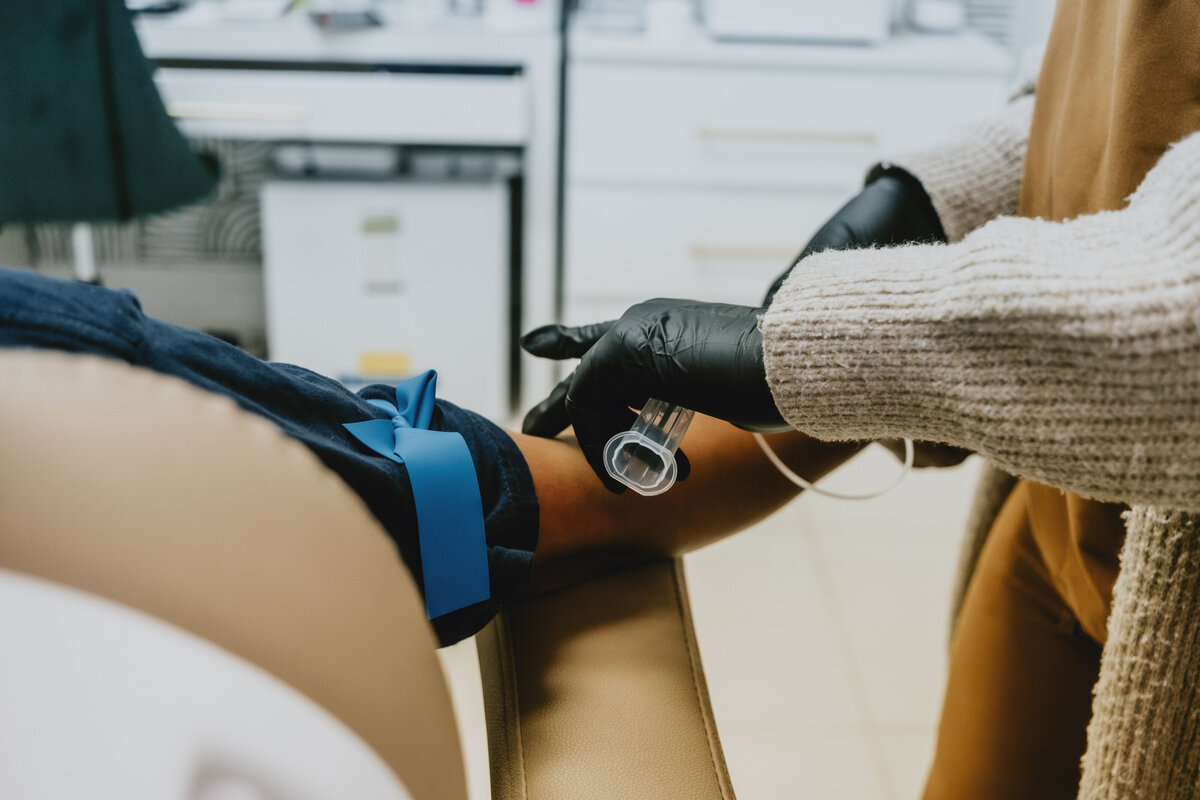 side effects after b12 injection What Does B12 Injections Do What are the negatives of B12 injections?