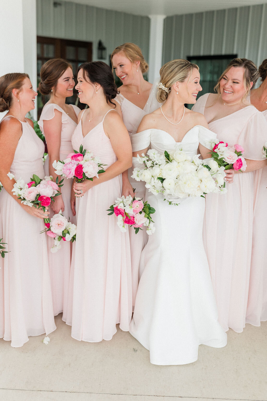 Frances_Floral_Wedding_Flowers_Ohio_bridesmaids
