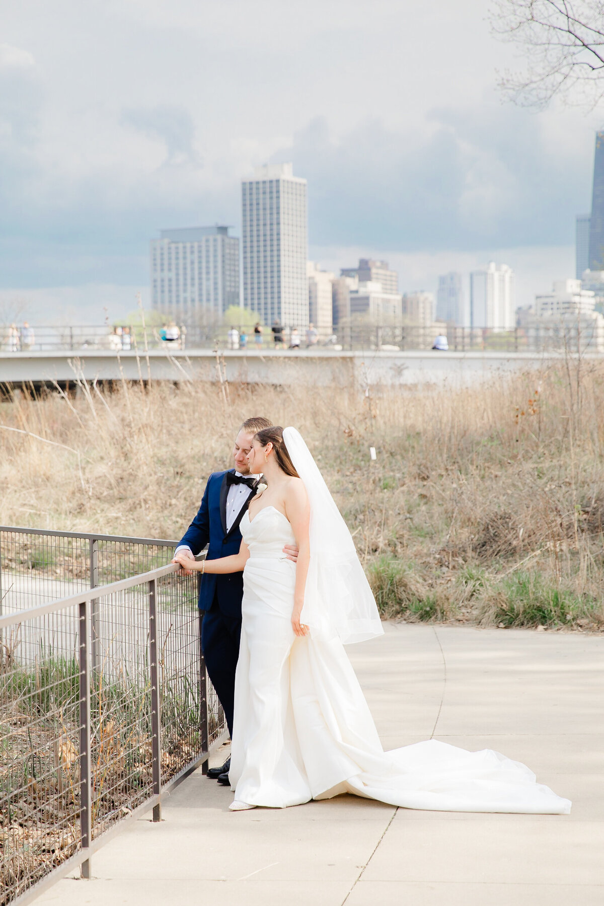 march wedding in lincoln park in chicago