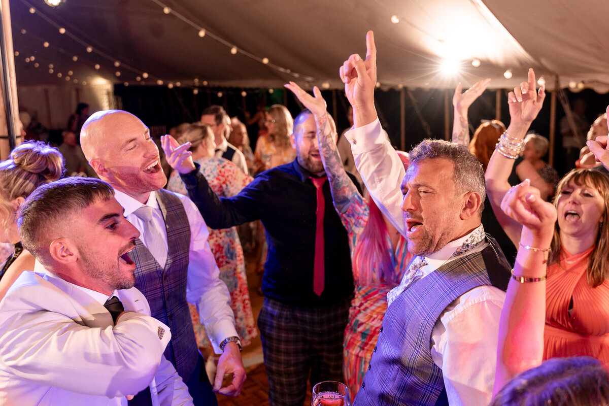 northlands-farm-wedding-photographer-laura-matt-65