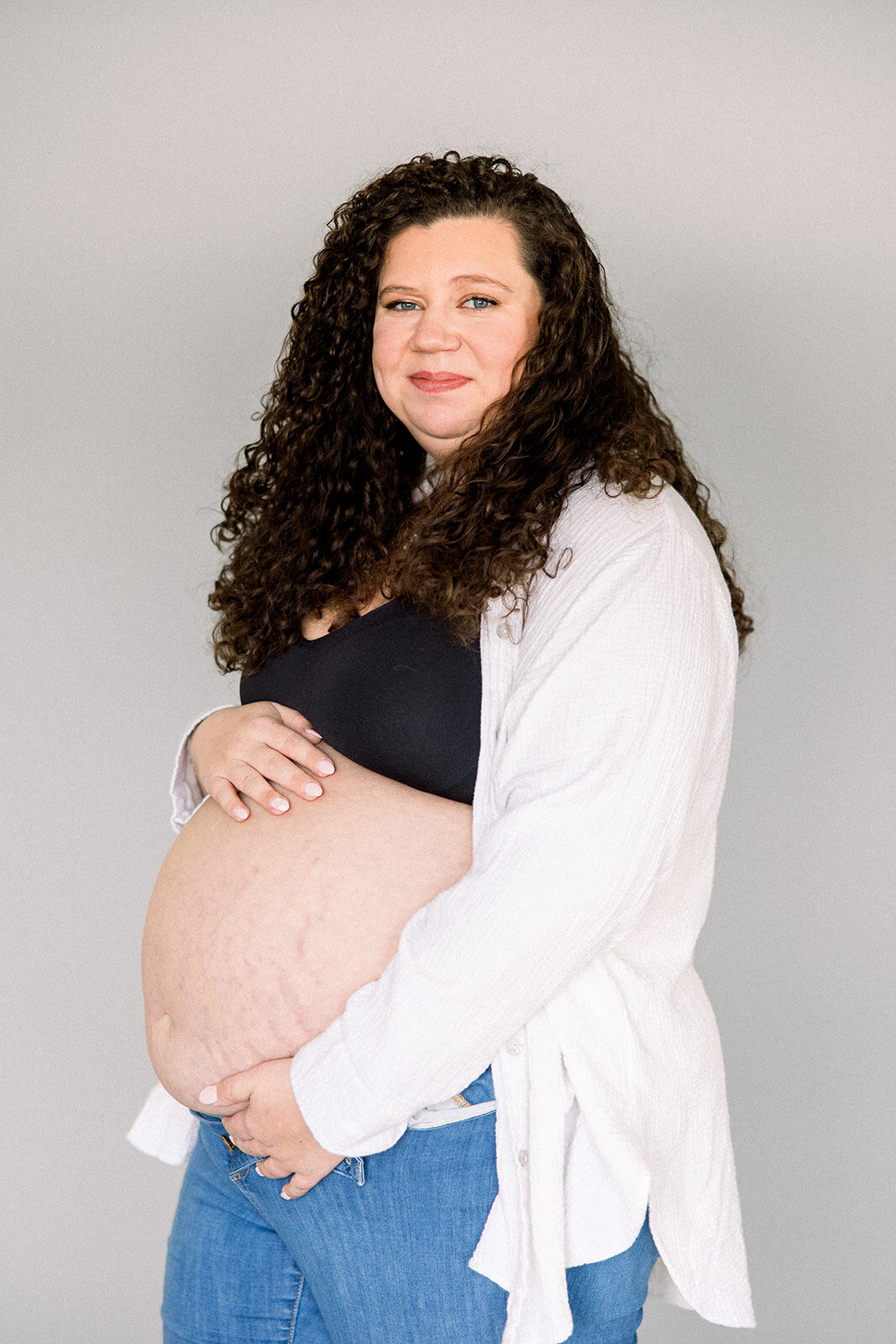 2024 Maternity - Sadie_Alexis Fox Photography +  Winter + Maternity + Studio Session + Muncie + Indiana  (15 of 19)