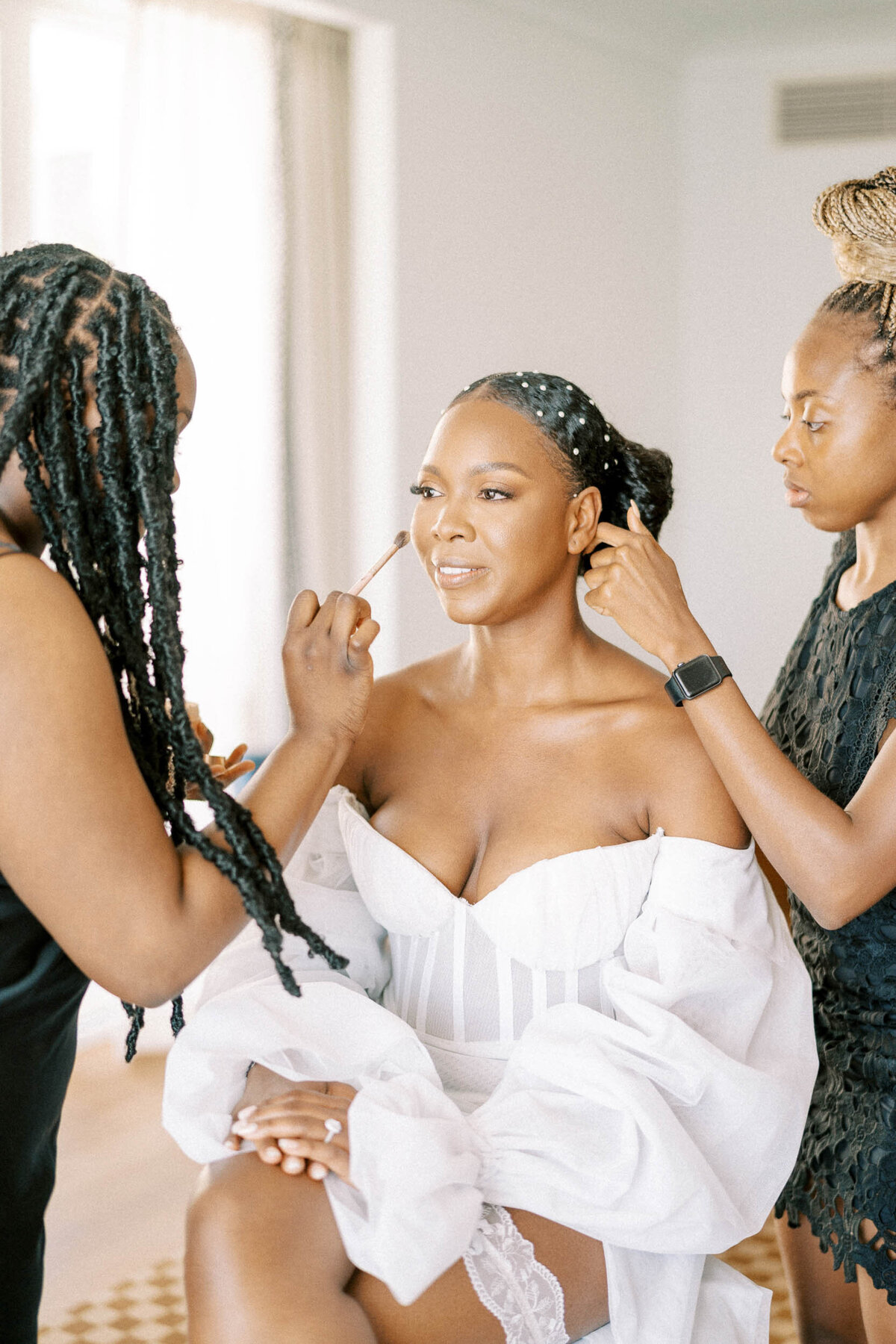 W2-Wedding-Photo-Doyinsola-and-Michael-2022-06-18-2500px-1050