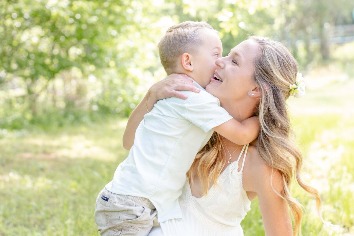 Greenville-SC-Family-Spring-Mini-Session-Magnolia-and-Grace-Photography-Co-MeganP69