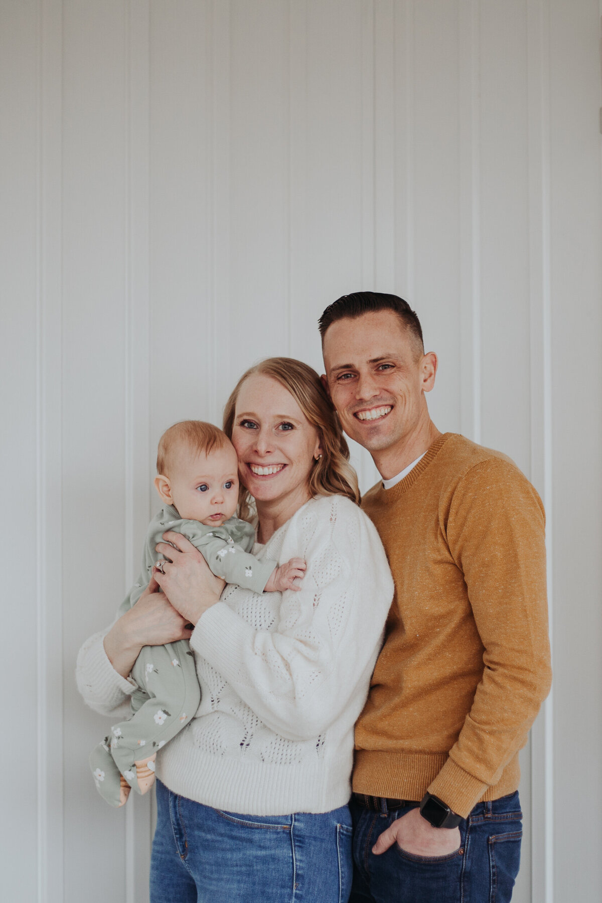 schultz-family-3-month-91