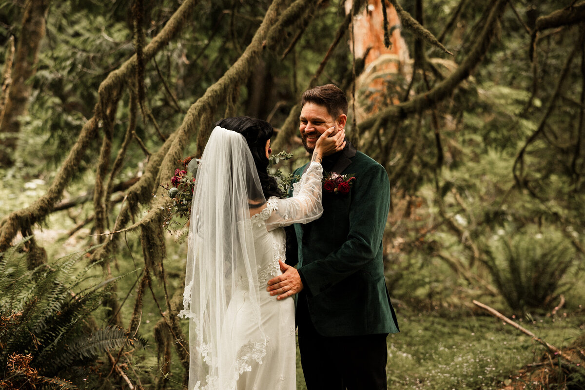 mossy trees twilight vibe wedding 