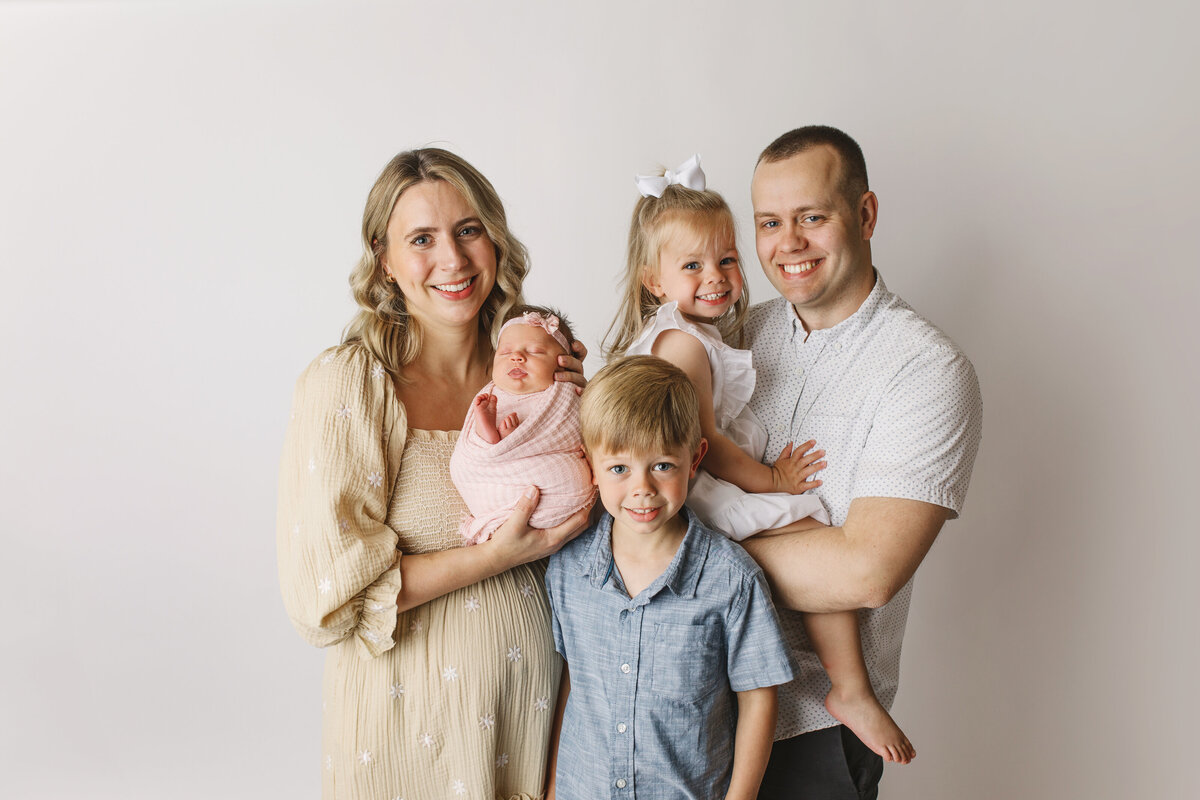 anchorage-newborn-photographer-25