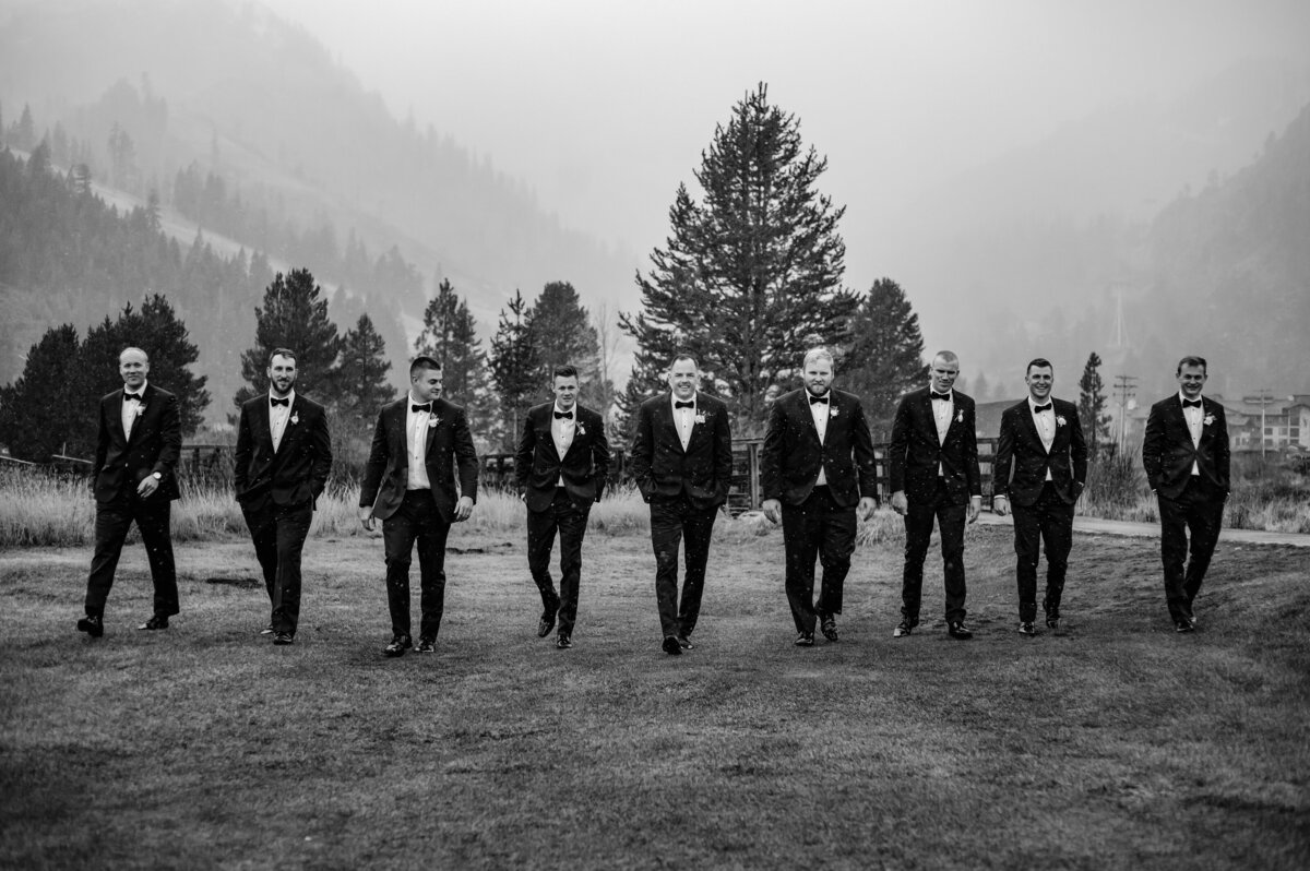 10232021_Melissa&ThomasWedding_PalisadesTahoeCA_AnjaJensenPhotography-80